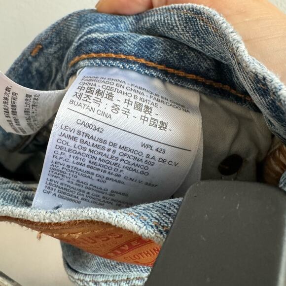 Vintage Levi x White Oak Cone Distressed Jeans -28 - Picture 4 of 8